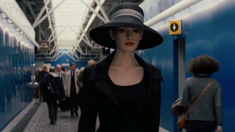 Illustration for article titled We break down the new Dark Knight Rises trailer, screencap by screencap